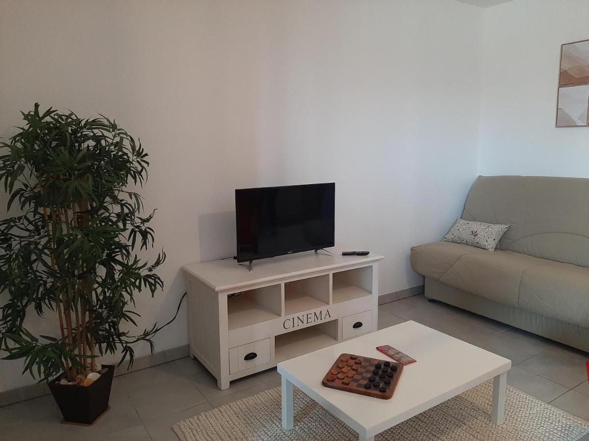 Apartment T2 Confort Centre-ville Vieux-boucau Avec Parking Privatif Et Proche Des Plages - Fr-1-239-926 *