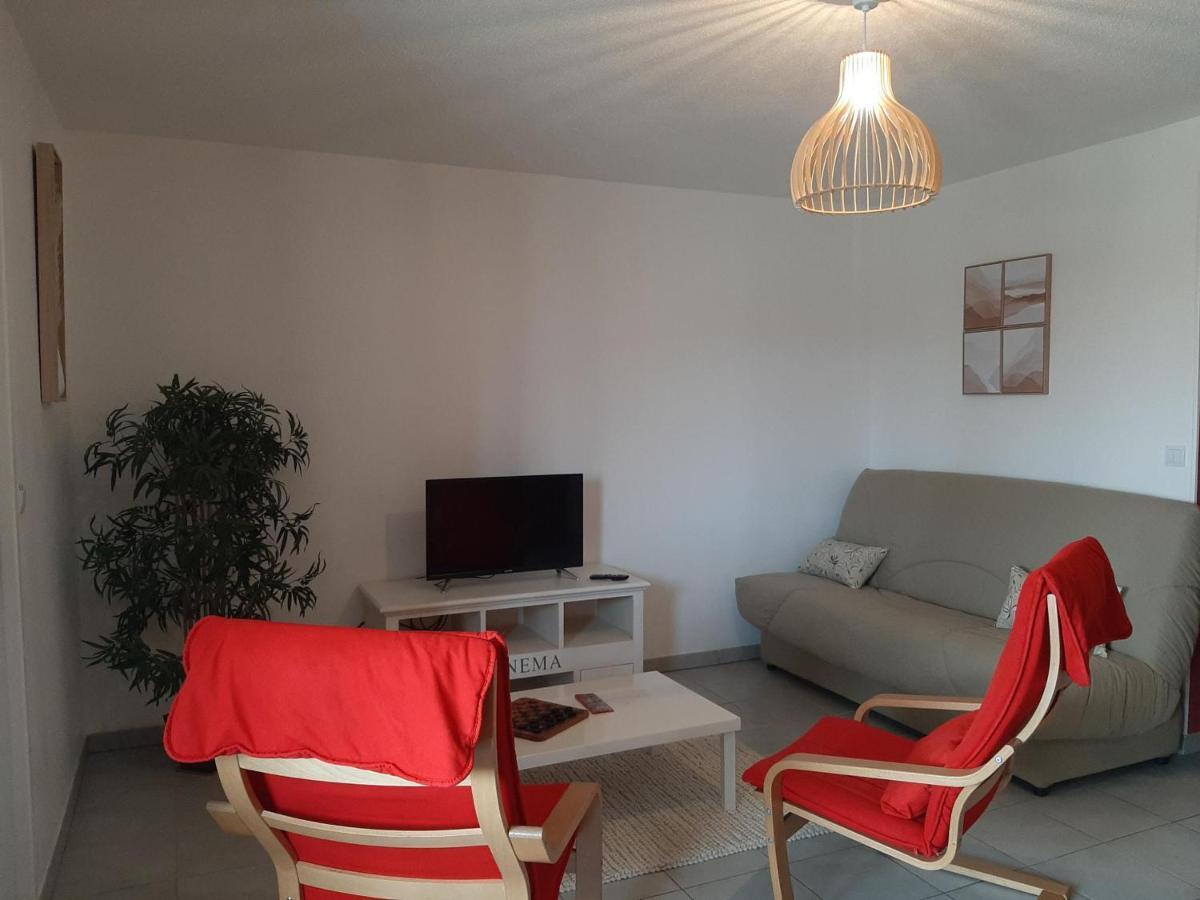 T2 Confort Centre-ville Vieux-boucau Avec Parking Privatif Et Proche Des Plages - Fr-1-239-926 Apartment